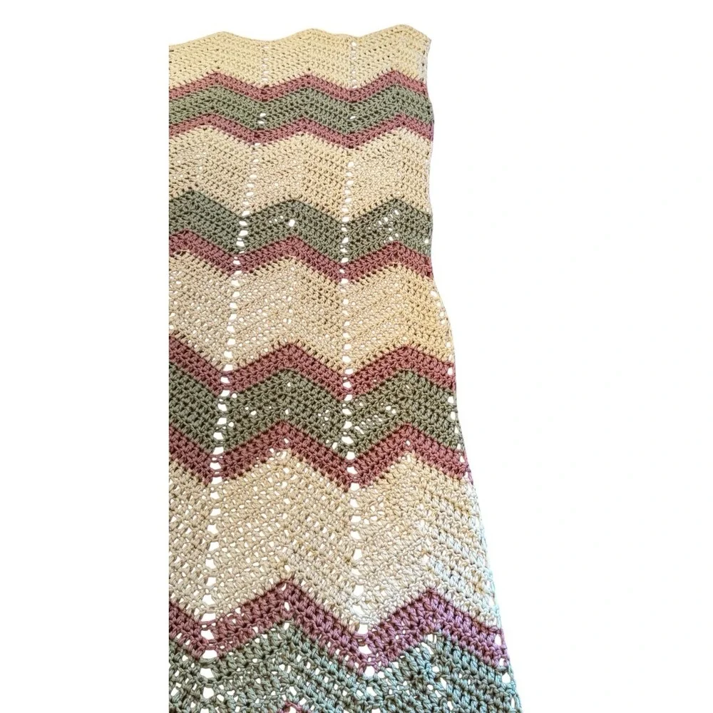 Vintage Handmade Crochet Throw 76